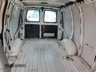 2017 Chevrolet Express Cargo z VIN 1GCWGAFF4H1221811, wystawiony jako Copart lot #50189005 z przebiegiem 155 154 mil mil oraz Szkoda całkowita • Salvage title. Historia ofert i sprzedaży dostępna na DreamBid. Obrazek 10.