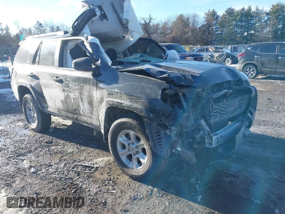 2023 Toyota 4Runner SR5 с VIN JTEMU5JR3P6126498, выставлен на аукционе IAAI как лот 41440951 с пробегом 37 856 миль миль и . История ставок и продаж доступна на DreamBid. Изображение 1.