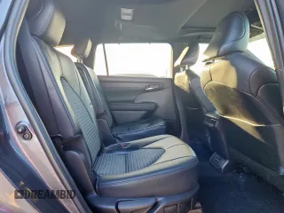 2022 Toyota Highlander XSE with VIN 5TDJZRAH4NS108547, listed as a Copart auction lot 61904085 with 69,309 mi miles and Salvage title. Bid and sale history available at DreamBid. Image 11.