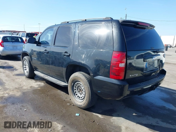 2007 Chevrolet Tahoe LTZ with VIN 1GNFC13J37R134588, listed as a IAAI auction lot 41725727 with 127,540 mi miles and . Bid and sale history available at DreamBid. Image 3.