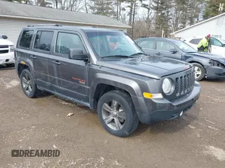 2017 Jeep Patriot Sport z VIN 1C4NJPBB2HD132143, wystawiony jako IAAI lot #41638727 z przebiegiem 133 999 mil mil oraz . Historia ofert i sprzedaży dostępna na DreamBid. Obrazek 1.