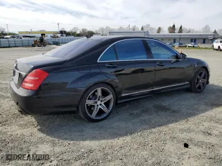 2012 Mercedes-Benz S-Class S 550 with VIN WDDNG7DBXCA422271, listed as a Copart auction lot 47026605 with 92,190 mi miles and Salvage Title. Bid and sale history available at carsss.com. Image 3.