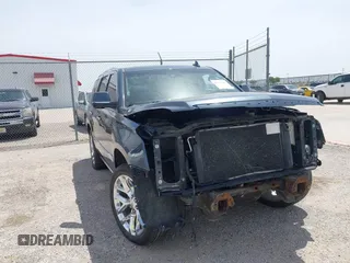 2019 Cadillac Escalade Premium Luxury z VIN 1GYS4CKJ8KR132419, wystawiony jako IAAI lot #42277234 z przebiegiem 113 439 mil mil oraz . Historia ofert i sprzedaży dostępna na DreamBid. Obrazek 1.