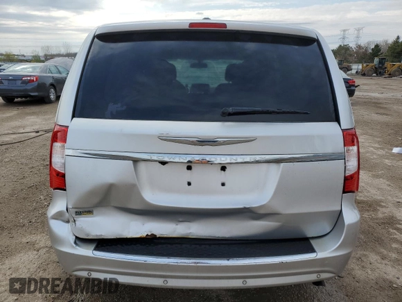 2011 Chrysler Town & Country Touring z VIN 2A4RR5DG9BR720174, wystawiony jako Copart lot #54435885 z przebiegiem 168 089 mil mil oraz Szkoda całkowita • Salvage title. Historia ofert i sprzedaży dostępna na DreamBid. Obrazek 6.