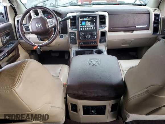 2014 Ram 2500 Laramie with VIN 3C6UR5NL0EG320324, listed as a Copart auction lot 84502324 with 180,712 mi miles and Salvage title. Bid and sale history available at DreamBid. Image 8.