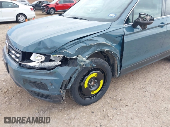 2019 Volkswagen Tiguan SE with VIN 3VV3B7AX3KM139472, listed as a IAAI auction lot 41674213 with 47,990 mi miles and . Bid and sale history available at DreamBid. Image 6.