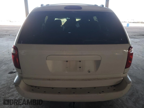 2002 Dodge Caravan ES with VIN 2B8GP54L42R778771, listed as a Copart auction lot 82879134 with 231,546 mi miles and Salvage Title. Bid and sale history available at carsss.com. Image 6.