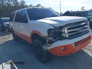 2011 Ford Expedition EL XLT with VIN 1FMJK1H55BEF02119, listed as a IAAI auction lot 41233001 with 267,899 mi miles. Bid and sale history available at carsss.com. Image 1.