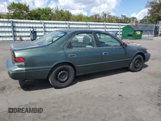 1999 Toyota Camry LE z VIN 4T1BG22KXXU531798, wystawiony jako Copart lot #50107905 z przebiegiem Nie podano mil oraz Szkoda całkowita • Salvage title. Historia ofert i sprzedaży dostępna na DreamBid. Obrazek 3.