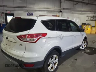 2016 Ford Escape SE с VIN 1FMCU9GX0GUB00929, выставлен на аукционе IAAI как лот 42503267 с пробегом 95 079 миль миль и . История ставок и продаж доступна на DreamBid. Изображение 5.