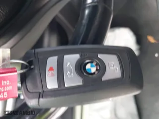 2013 BMW M5 with VIN WBSFV9C54DD095547, listed as a IAAI auction lot 41601733 with 1 mi miles. Bid and sale history available at carsss.com. Image 11.