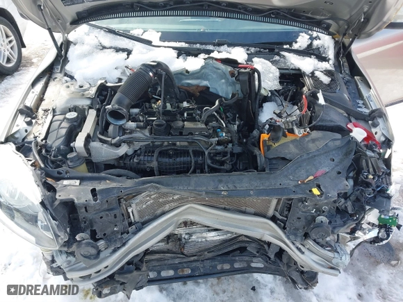 2016 Volvo XC60 T5 Drive-E Premier with VIN YV440MDK5G2796227, listed as a IAAI auction lot 41630864 with 82,251 mi miles. Bid and sale history available at carsss.com. Image 10.