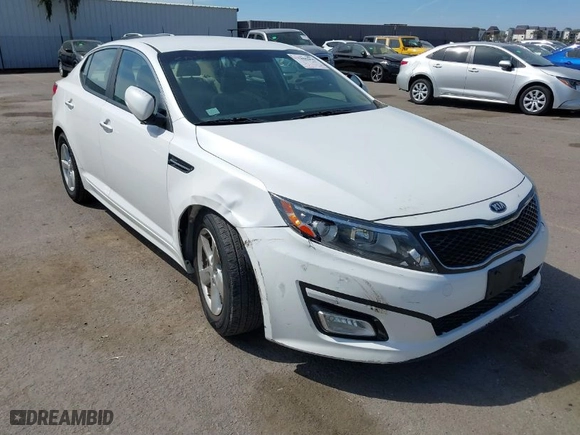 2015 Kia Optima LX with VIN KNAGM4A76F5597167, listed as a IAAI auction lot 41896660 with 82,939 mi miles. Bid and sale history available at carsss.com. Image 6.