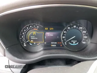 2019 Lincoln MKC Standard z VIN 5LMCJ1C9XKUL26497, wystawiony jako Copart lot #45780825 z przebiegiem 32 216 mil mil oraz Szkoda całkowita • Salvage title. Historia ofert i sprzedaży dostępna na DreamBid. Obrazek 9.