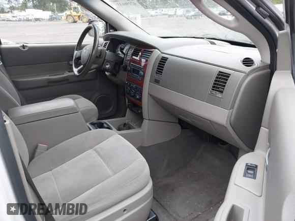 2005 Dodge Durango SLT с VIN 1D8HB48N75F519802, выставлен на аукционе IAAI как лот 42196633 с пробегом 162 883 миль миль и . История ставок и продаж доступна на DreamBid. Изображение 5.