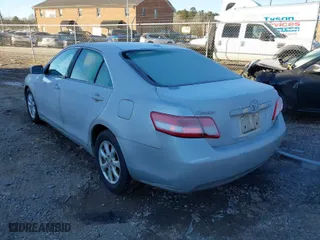 2011 Toyota Camry LE with VIN 4T1BF3EKXBU641988, listed as a IAAI auction lot 41332404 with 179,139 mi miles. Bid and sale history available at carsss.com. Image 3.