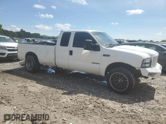 2000 Ford F-250 XL with VIN 1FTNX20F5YEB36415, listed as a Copart auction lot 55061505 with 225,855 mi miles and Salvage title. Bid and sale history available at DreamBid. Image 4.
