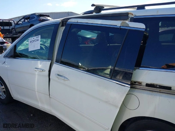 2007 Honda Odyssey EX-L with VIN 5FNRL387X7B444015, listed as a IAAI auction lot 40285246 with NaN miles. Bid and sale history available at carsss.com. Image 14.