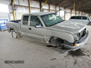 2003 Chevrolet Silverado 1500 with VIN 2GCEK19T731176670, listed as a Copart auction lot 79548164 with 228,014 mi miles and Salvage Title. Bid and sale history available at carsss.com. Image 4.