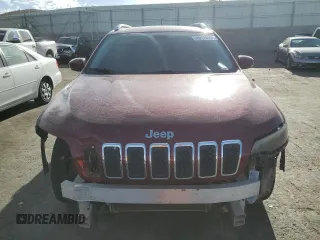 2019 Jeep Cherokee Latitude Plus with VIN 1C4PJLLB8KD308068, listed as a Copart auction lot 49178705 with 133,950 mi miles and Salvage Title. Bid and sale history available at carsss.com. Image 5.