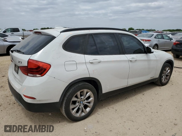 2014 BMW X1 xDrive28i z VIN WBAVL1C56EVY10542, wystawiony jako Copart lot #53116555 z przebiegiem 109 473 mil mil oraz Czysty tytuł • Clean title. Historia ofert i sprzedaży dostępna na DreamBid. Obrazek 3.