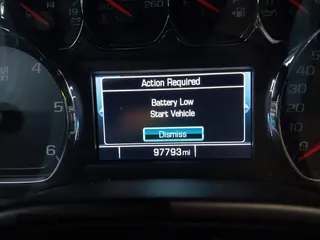 2019 GMC Yukon SLT with VIN 1GKS2BKC1KR167766, listed as a IAAI auction lot 41902532 with 97,793 mi miles. Bid and sale history available at carsss.com. Image 7.