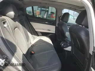 2019 Alfa Romeo Stelvio z VIN ZASPAJAN7K7C61221, wystawiony jako Copart lot #54795485 z przebiegiem 46 377 mil mil oraz Nie do naprawy. Historia ofert i sprzedaży dostępna na DreamBid. Obrazek 11.