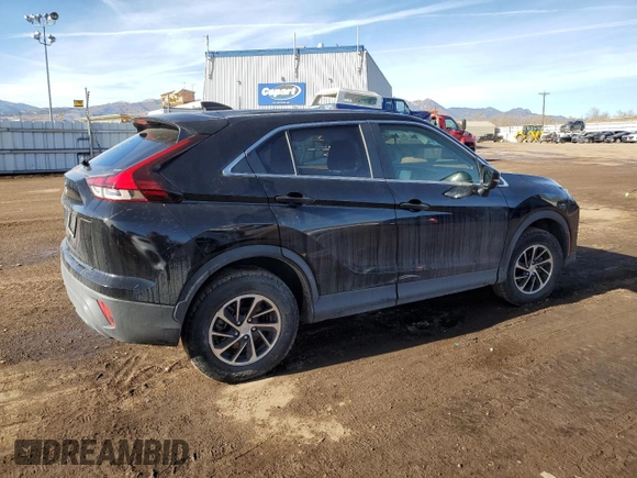 2022 Mitsubishi Eclipse Cross ES with VIN JA4ATUAA7NZ045539, listed as a Copart auction lot 84647374 with 41,995 mi miles and Clean title. Bid and sale history available at DreamBid. Image 3.