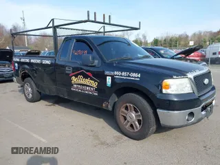 2007 Ford F-150 XL with VIN 1FTRF12277NA58372, listed as a IAAI auction lot 42090149 with 224,524 mi miles. Bid and sale history available at carsss.com. Image 1.