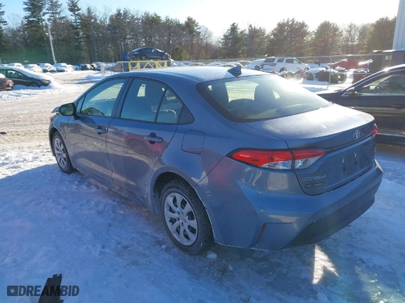 2024 Toyota Corolla LE with VIN JTDB4MEE1R3018852, listed as a IAAI auction lot 41599011 with NaN miles. Bid and sale history available at carsss.com. Image 3.