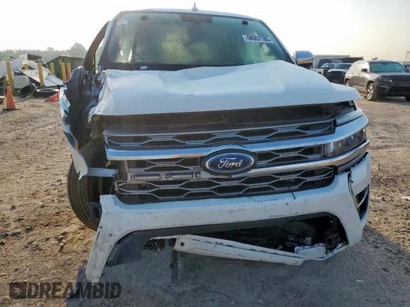 2023 Ford Expedition Platinum z VIN 1FMJU1L88PEA35667, wystawiony jako Copart lot #59357185 z przebiegiem Nie podano mil oraz Szkoda całkowita • Salvage title. Historia ofert i sprzedaży dostępna na DreamBid. Obrazek 5.