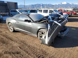2014 Chevrolet Camaro LS z VIN 2G1FE1E35E9134674, wystawiony jako Copart lot #87549345 z przebiegiem Nie podano mil oraz Nie do naprawy • Non repairable. Historia ofert i sprzedaży dostępna na DreamBid. Obrazek 4.