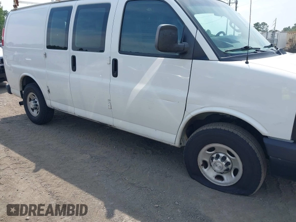 2016 Chevrolet Express Cargo с VIN 1GCWGAFF4G1273888, выставлен на аукционе IAAI как лот 42493324 с пробегом 282 019 миль миль и . История ставок и продаж доступна на DreamBid. Изображение 6.