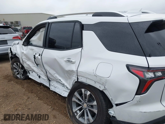 2025 Chevrolet Equinox FWD LT with VIN 3GNAXHEG0SL304222, listed as a IAAI auction lot 42212235 with Not Provided miles and . Bid and sale history available at DreamBid. Image 17.