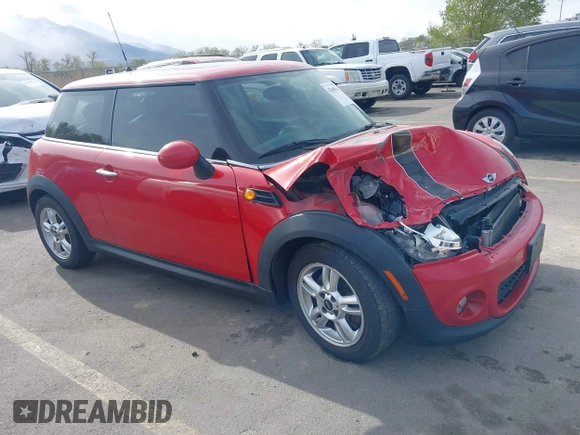 2012 MINI Hardtop с VIN WMWSU3C53CT539928, выставлен на аукционе IAAI как лот 42060966 с пробегом 147 343 миль миль и . История ставок и продаж доступна на DreamBid. Изображение 1.