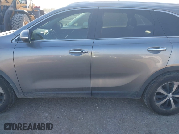 2017 Kia Sorento EX V6 with VIN 5XYPH4A58HG298313, listed as a IAAI auction lot 42037937 with 167,097 mi miles. Bid and sale history available at carsss.com. Image 14.