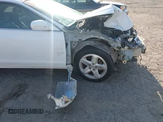 2001 Honda Accord EX с VIN 1HGCG22581A001018, выставлен на аукционе IAAI как лот 42104460 с пробегом 132 247 миль миль и . История ставок и продаж доступна на DreamBid. Изображение 6.