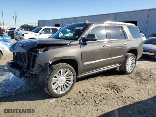 2020 Cadillac Escalade Platinum with VIN 1GYS3DKJ3LR236830, listed as a Copart auction lot 86479554 with 24,735 mi miles and Salvage Title. Bid and sale history available at carsss.com. Image 1.