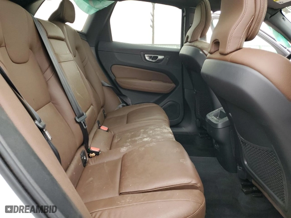 2021 Volvo XC60 Momentum with VIN YV4102DK9M1698729, listed as a Copart auction lot 49818525 with 42,608 mi miles and Salvage Title. Bid and sale history available at carsss.com. Image 11.