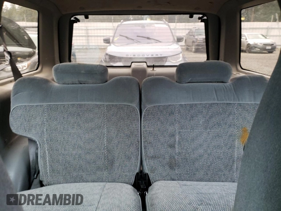 1995 Ford Explorer z VIN 1FMCU24X8SUA09153, wystawiony jako Copart lot #87551015 z przebiegiem 143 069 mil mil oraz Szkoda całkowita • Salvage title. Historia ofert i sprzedaży dostępna na DreamBid. Obrazek 10.