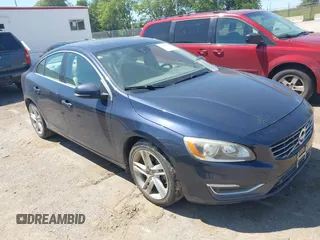 2015 Volvo S60 T5 Premier с VIN YV1612TK5F1340600, выставлен на аукционе IAAI как лот 42608394 с пробегом 123 613 миль миль и . История ставок и продаж доступна на DreamBid. Изображение 1.