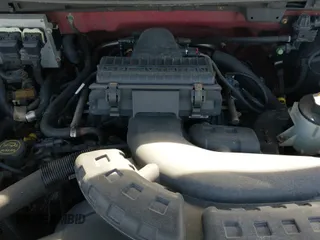 2005 Ford F-150 XLT с VIN 1FTPX12505FB69853, выставлен на аукционе IAAI как лот 42092756 с пробегом 330 699 миль миль и . История ставок и продаж доступна на DreamBid. Изображение 19.