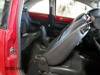2008 Volkswagen Beetle S с VIN 3VWPG31CX8M523889, выставлен на аукционе Copart как лот 53083085 с пробегом Не указан миль и Списание • Salvage title. История ставок и продаж доступна на DreamBid. Изображение 10.