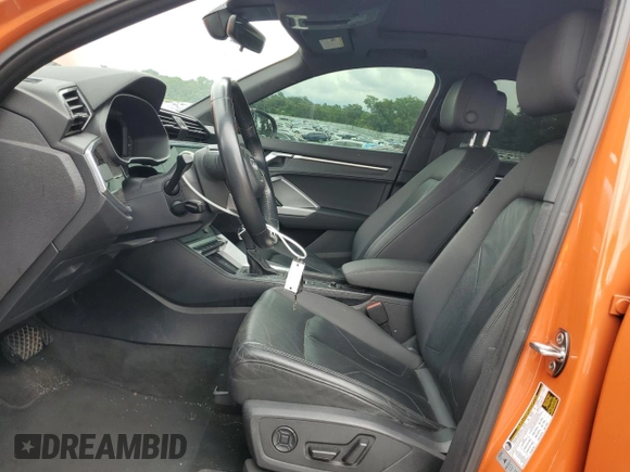 2020 Audi Q3 Premium with VIN WA1AECF36L1029066, listed as a Copart auction lot 59324785 with 174,398 mi miles and Salvage title. Bid and sale history available at DreamBid. Image 7.
