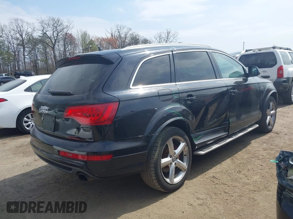 2013 Audi Q7 S line Prestige z VIN WA1DGAFE2DD014884, wystawiony jako IAAI lot #41899713 z przebiegiem 130 141 mil mil oraz . Historia ofert i sprzedaży dostępna na DreamBid. Obrazek 4.
