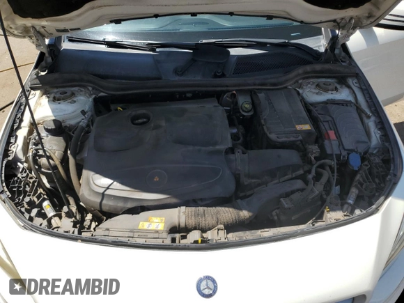 2014 Mercedes-Benz CLA 250 z VIN WDDSJ4EB3EN036255, wystawiony jako Copart lot #58568995 z przebiegiem 113 781 mil mil oraz Szkoda całkowita • Salvage title. Historia ofert i sprzedaży dostępna na DreamBid. Obrazek 11.
