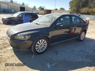 2004 Volvo S40 z VIN YV1MS382242008270, wystawiony jako Copart lot #88069925 z przebiegiem 222 245 mil mil oraz Szkoda całkowita • Salvage title. Historia ofert i sprzedaży dostępna na DreamBid. Obrazek 1.