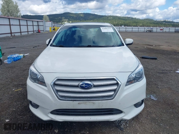 2015 Subaru Legacy 2.5i Limited with VIN 4S3BNAL61F3005604, listed as a IAAI auction lot 42086123 with 52,488 mi miles. Bid and sale history available at carsss.com. Image 13.