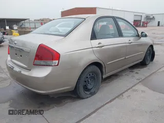 2007 Kia Spectra EX z VIN KNAFE121775404494, wystawiony jako IAAI lot #42140090 z przebiegiem 177 994 mil mil oraz . Historia ofert i sprzedaży dostępna na DreamBid. Obrazek 4.