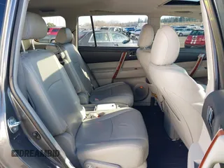 2012 Toyota Highlander Limited with VIN 5TDDK3EH2CS134845, listed as a IAAI auction lot 41431233 with 65,409 mi miles. Bid and sale history available at carsss.com. Image 8.
